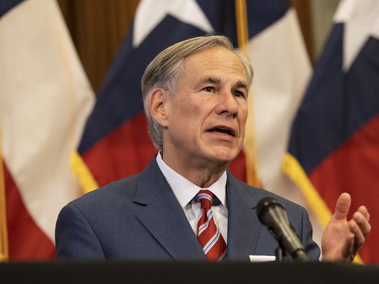 Texas governor invites D.C., NYC mayors to visit border for personal ...